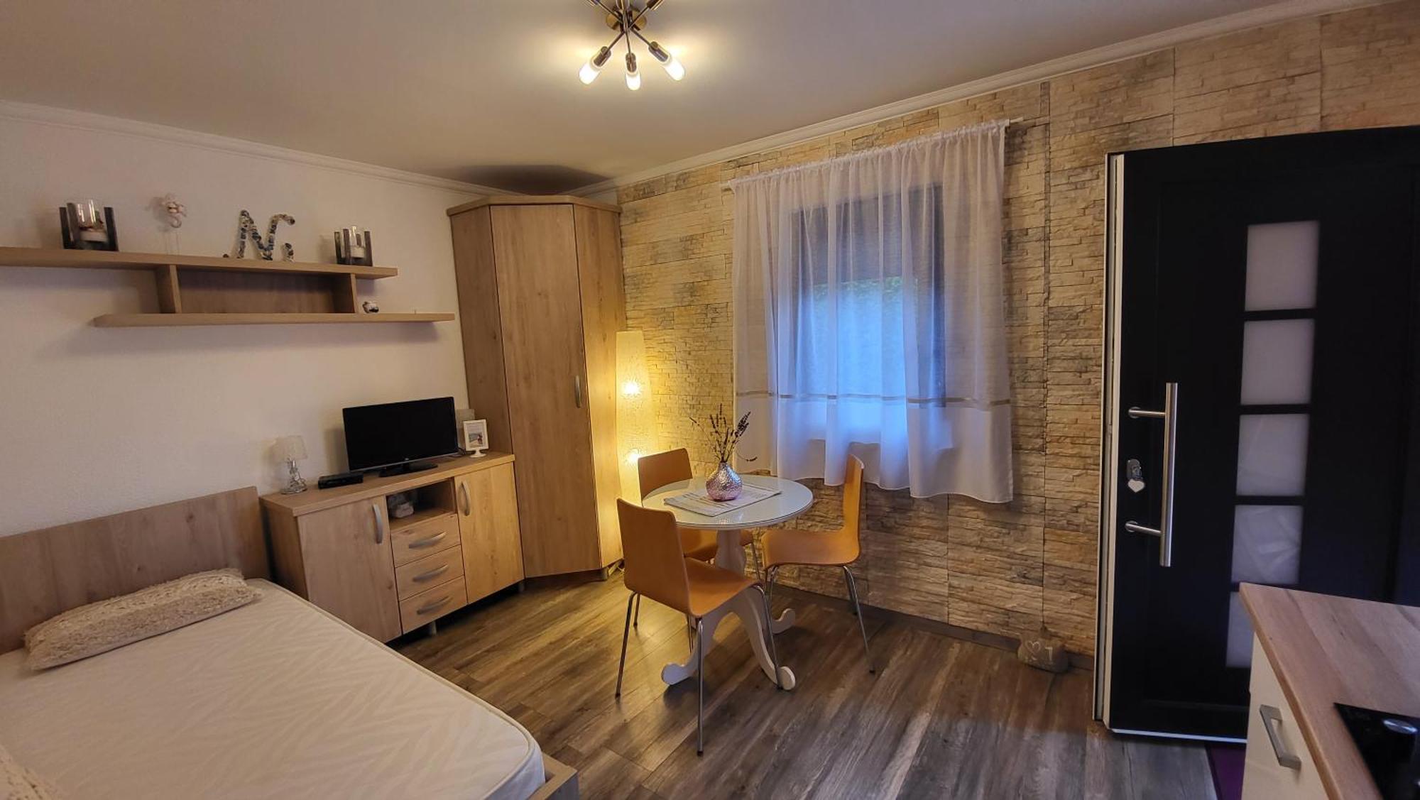 Apartmans Nadin Umag Bilik gambar